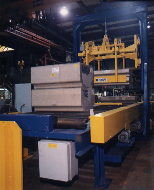 T ingot sawing - T bar stacking unit