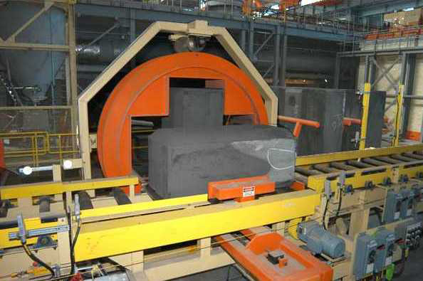 Custom Mobile Equipment for Aluminum & Smelters : EPIQ Machinerie ...