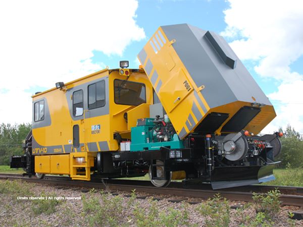 Utility Rail Vehicle